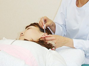 ear01