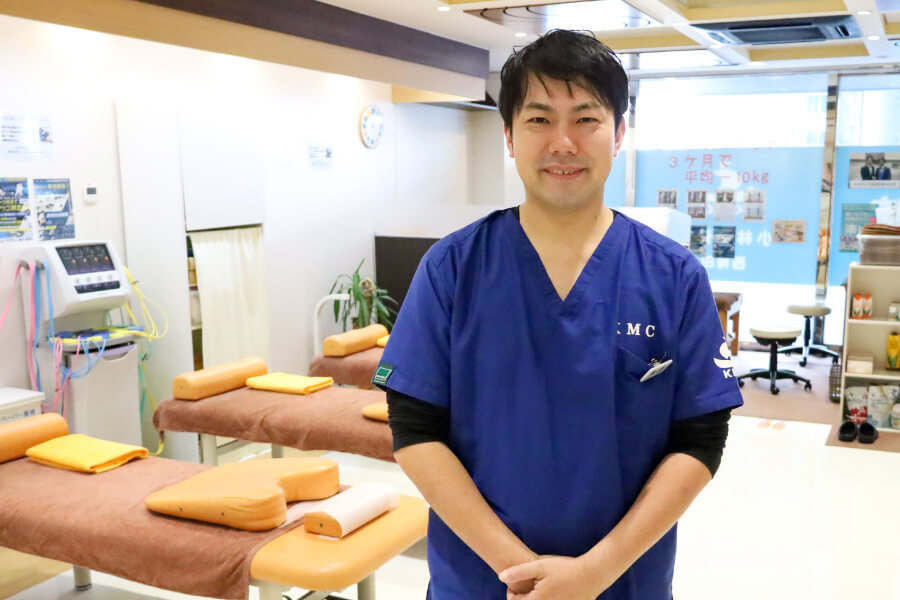 小林整骨院 西梅田 院長