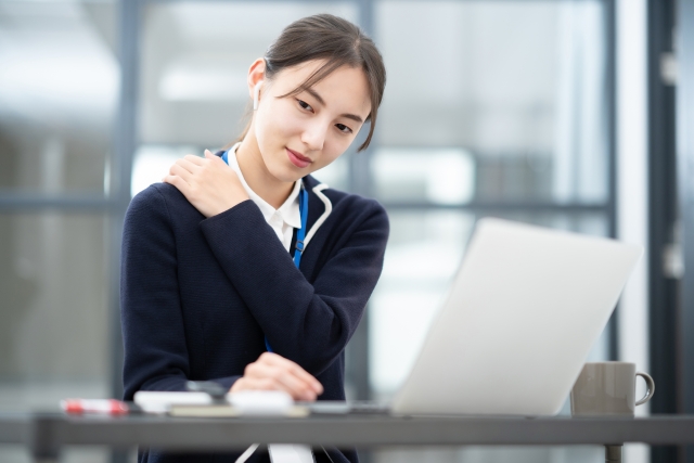 肩周囲の筋肉や腱の劣化・拘縮