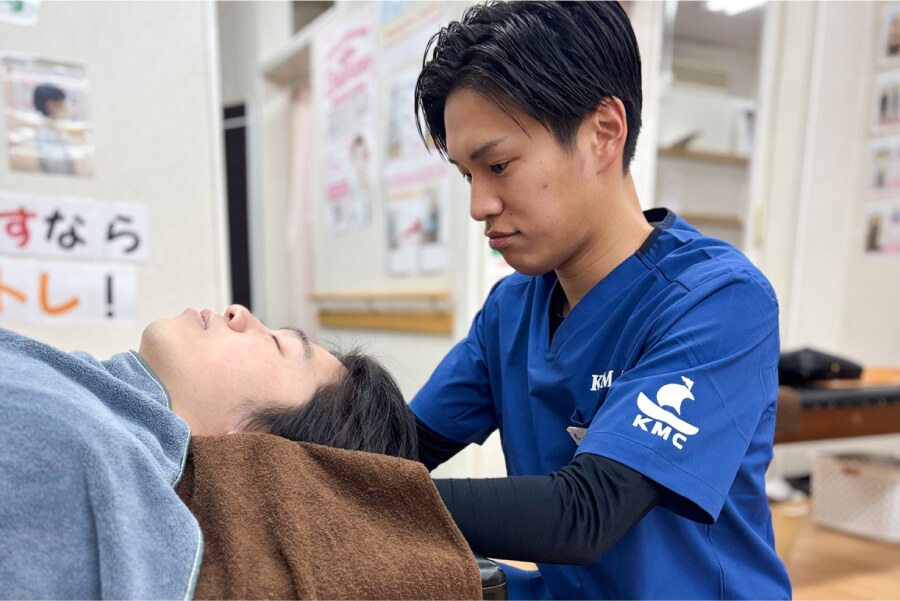 KMC小林整骨院 北本町 施術